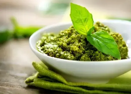 Pistou / Pesto (recette mmg, Biocoop du Pays Santon)
